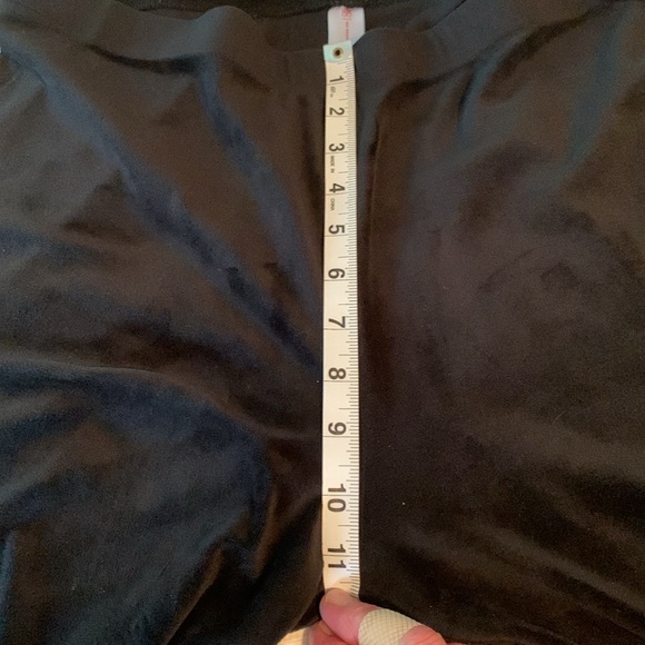 Women’s XL Black Velour-Feel Slimfit Comfy Pull-On Pants Made by No Boundaries - Picture 7 of 8